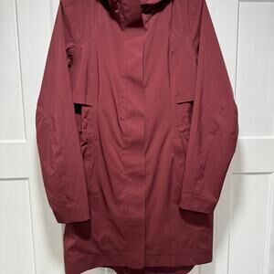 Lululemon Rain Rebel Jacket Red Merlot size 6